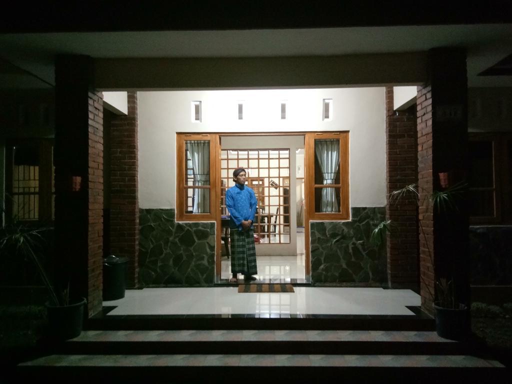 Wisma tamu Ndalem Eyang Dwijo