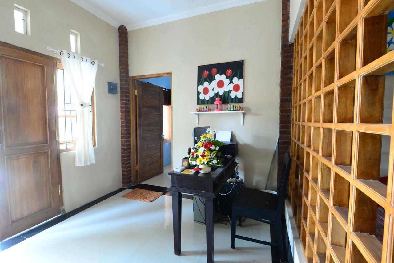 Wisma tamu Ndalem Eyang Dwijo 2*